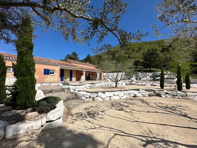 Maison vente à Privas, Saint-vincent-de-barrès