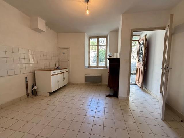 Maison vente à Privas, Saint-vincent-de-barrès
