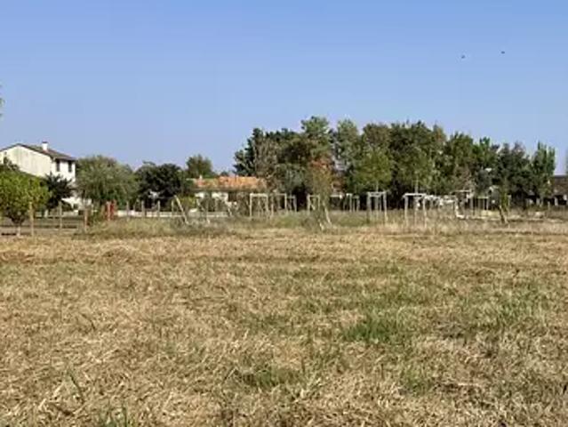 Terrain vente à France métropolitaine, Saint-yzan-de-soudiac