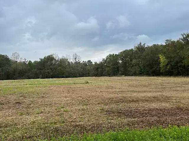 Terrain vente à France métropolitaine, Saint-yzan-de-soudiac