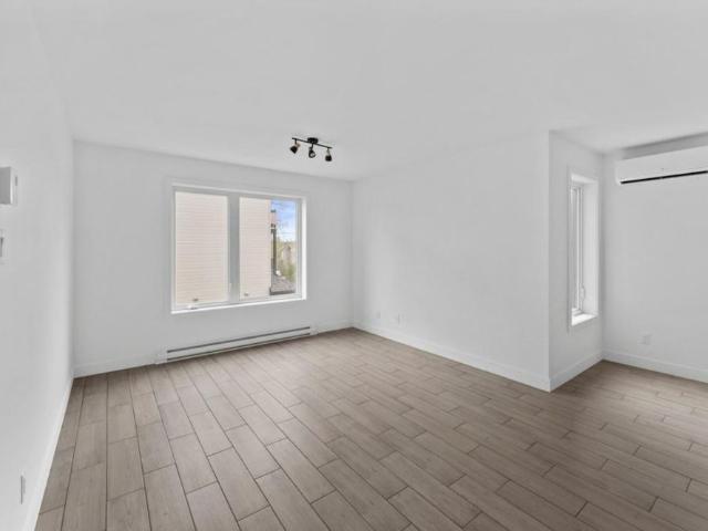 Apartment for rent in Laurentides, Quebec