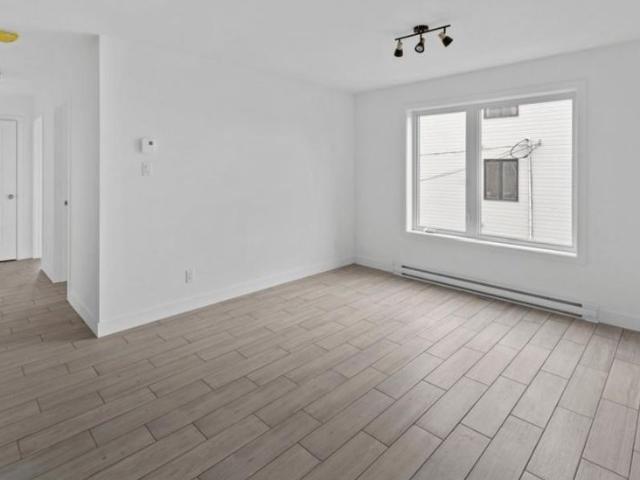 Apartment for rent in Laurentides, Quebec