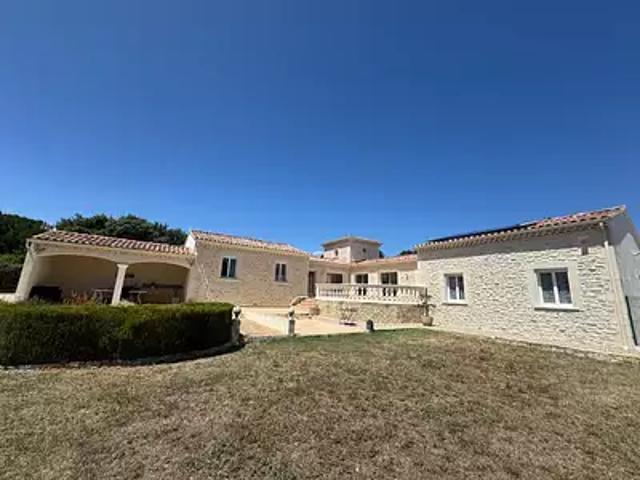 Maison vente à Carpentras, Sainte-cécile-les-vignes