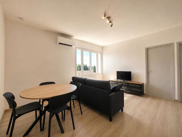Appartement location à Carpentras, Sainte-cécile-les-vignes