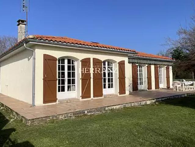 Maison vente à Peyroutet, Sainte-Colombe