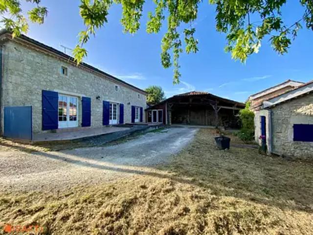 Maison vente à Magagnou, Sainte-Colombe-de-Villeneuve
