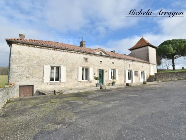 Château vente à Sainte-colombe-de-villeneuve
