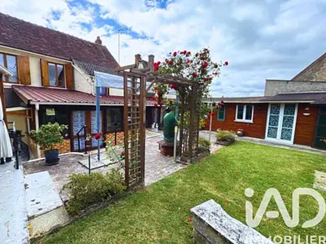 Maison vente à Les Jamards, Sainte-Colombe-des-Bois