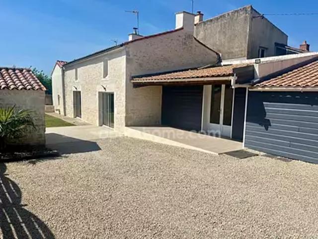 Maison vente à Fontenay-le-Comte, Sainte-gemme-la-plaine