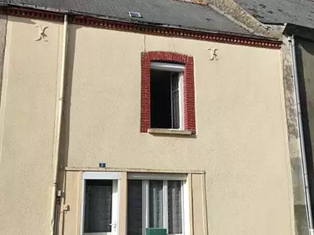 Maison vente à Monteclerc, Sainte-Gemmes-le-Robert