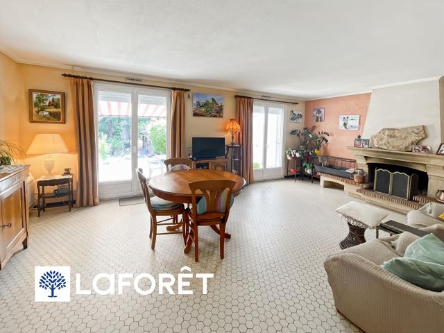 Maison vente à Palaiseau, Sainte-geneviève-des-bois