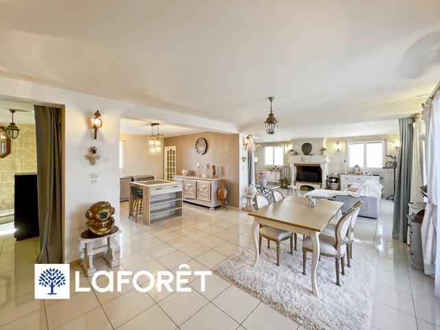 Maison vente à Palaiseau, Sainte-geneviève-des-bois
