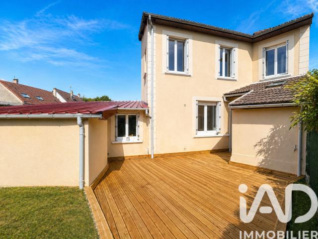 Maison vente à Palaiseau, Sainte-geneviève-des-bois
