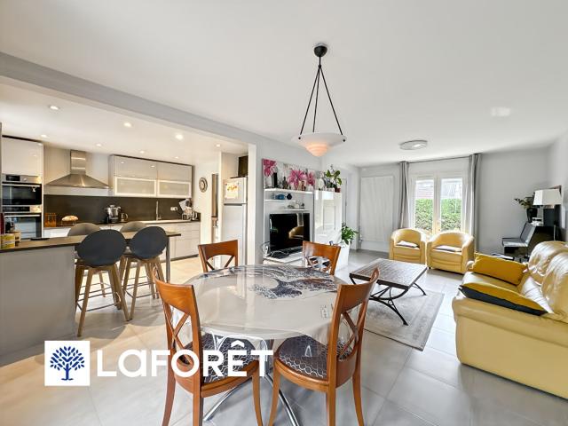 Maison vente à Palaiseau, Sainte-geneviève-des-bois