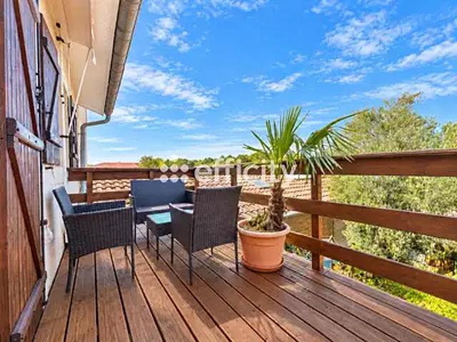 Appartement vente à Sainte-Hélène, Gironde