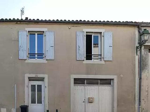 Maison vente à Fontenay-le-Comte, Sainte-hermine
