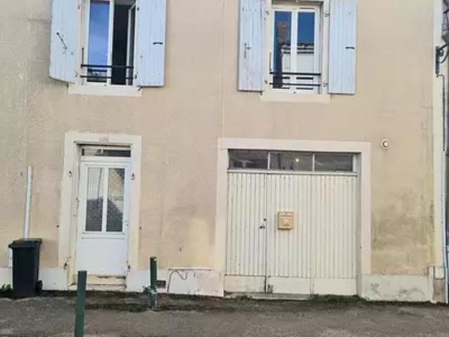 Maison vente à Fontenay-le-Comte, Sainte-hermine