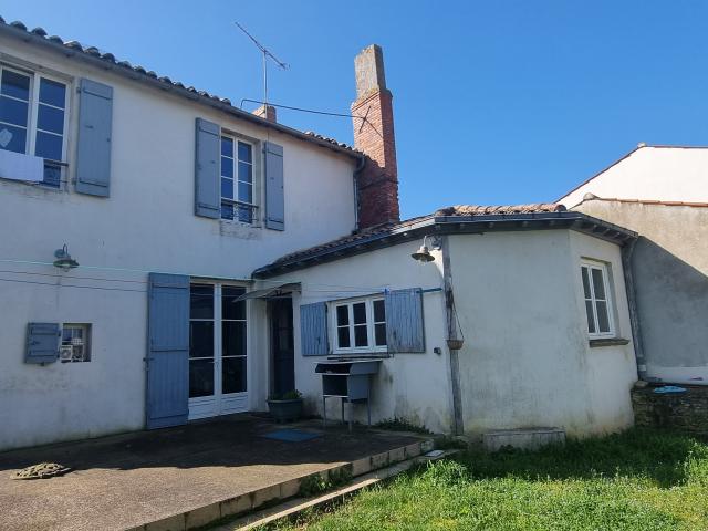 Maison vente à Fontenay-le-Comte, Sainte-hermine