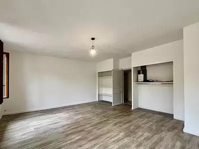 Appartement location à Villeneuve-sur-Lot, Sainte-livrade-sur-lot