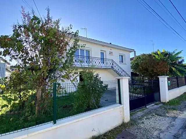Maison location à Villeneuve-sur-Lot, Sainte-livrade-sur-lot
