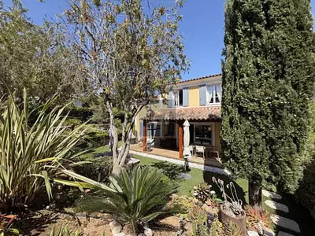 Maison vente à Arrondissement de Draguignan, Sainte-maxime