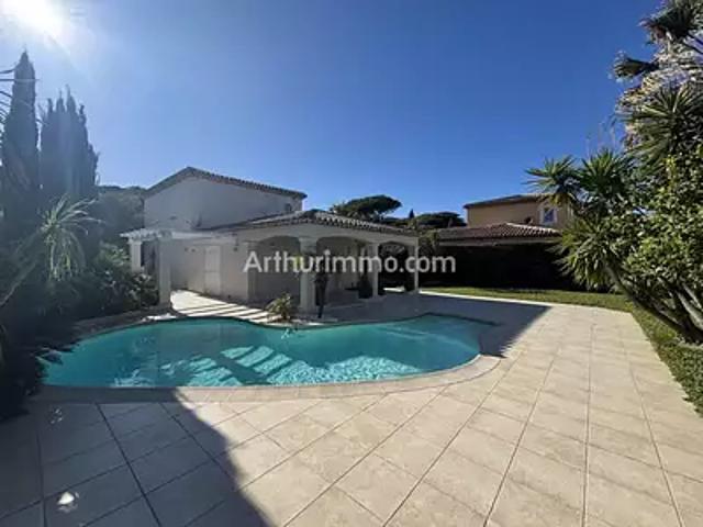 Maison vente à Arrondissement de Draguignan, Sainte-maxime
