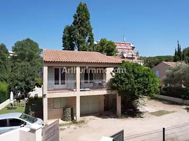Maison vente à Arrondissement de Draguignan, Sainte-maxime