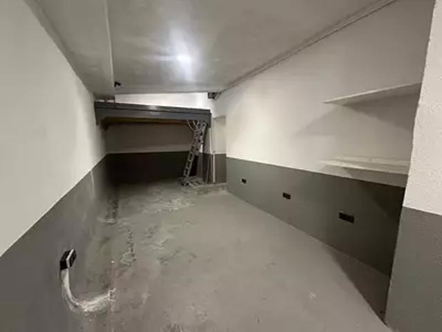 Garage vente à Arrondissement de Draguignan, Sainte-maxime