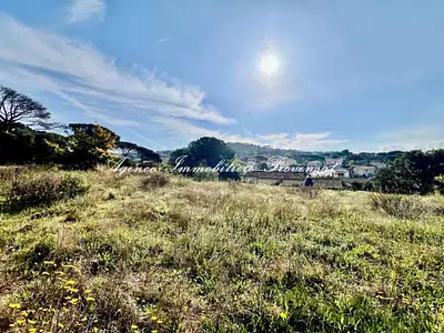Terrain vente à Arrondissement de Draguignan, Sainte-maxime