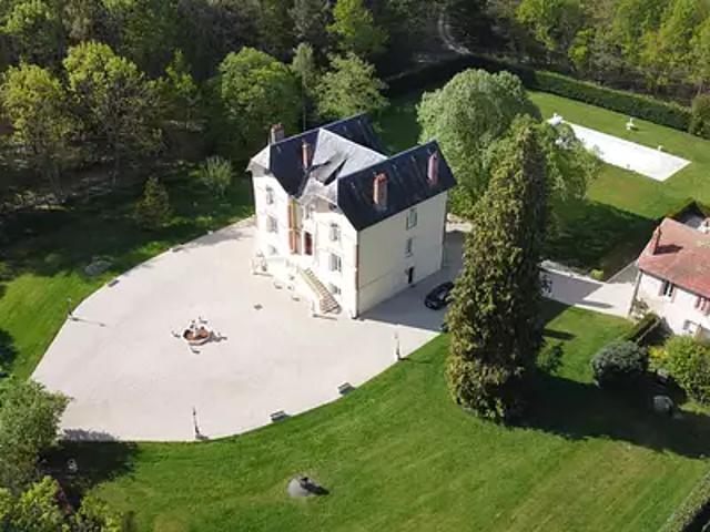 Maison vente à Vierzon, Sainte-montaine