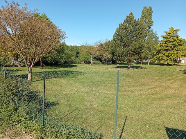 Terrain vente à Sainte-Opportune-du-Bosc, Eure