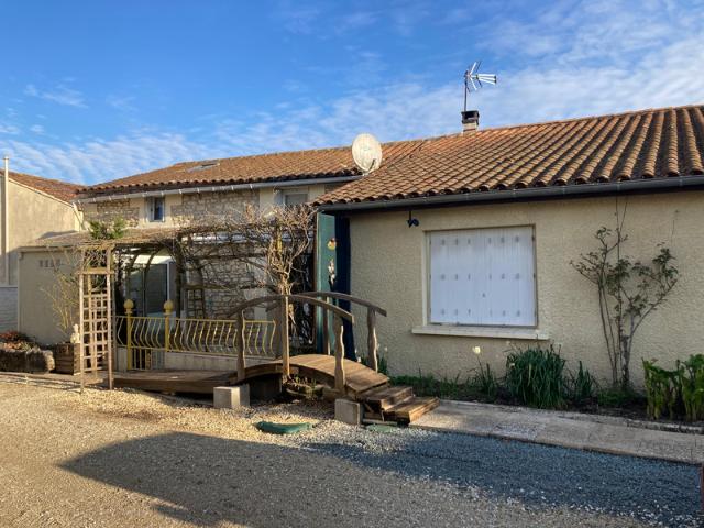 Maison vente à Saintes, Nouvelle-Aquitaine