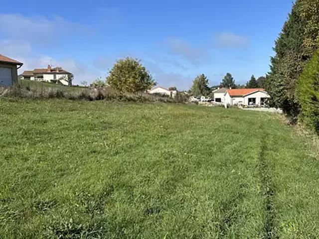 Terrain vente à Yssingeaux, Sainte-sigolène