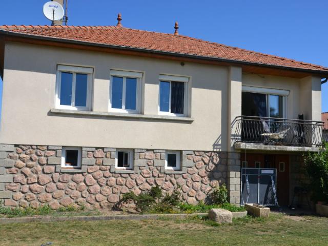 Maison vente à Yssingeaux, Sainte-sigolène