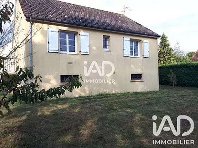 Maison vente à Sainte-Suzanne, Sainte-Suzanne-et-Chammes