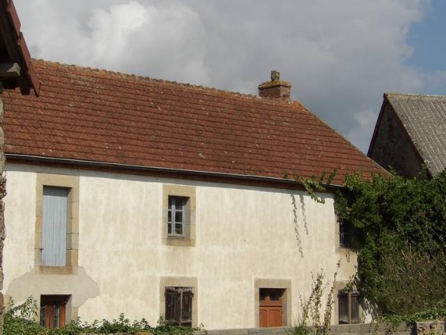 Ferme vente à Montluçon, Sainte-thérence