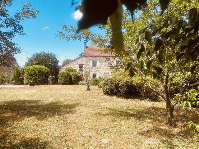 Maison vente à Montluçon, Sainte-thérence