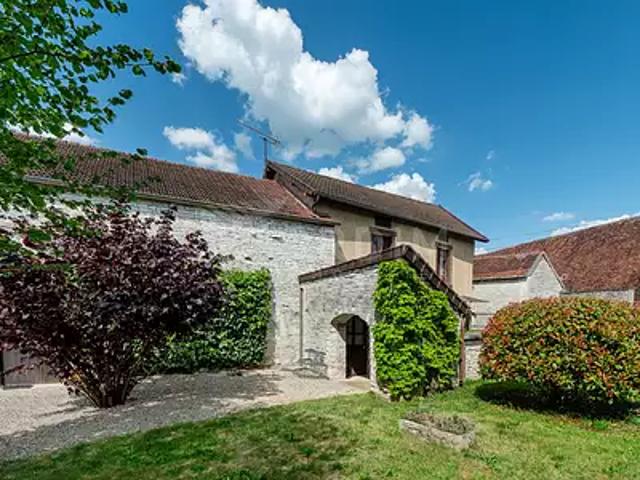 Maison vente à Avallon, Sainte-vertu