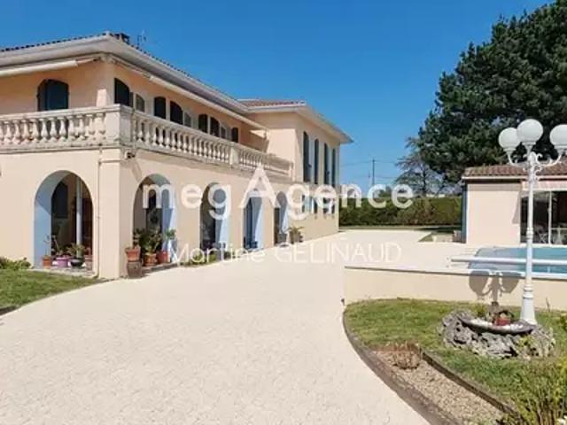 Maison vente à Saintes
