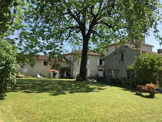 Maison vente à Saintes