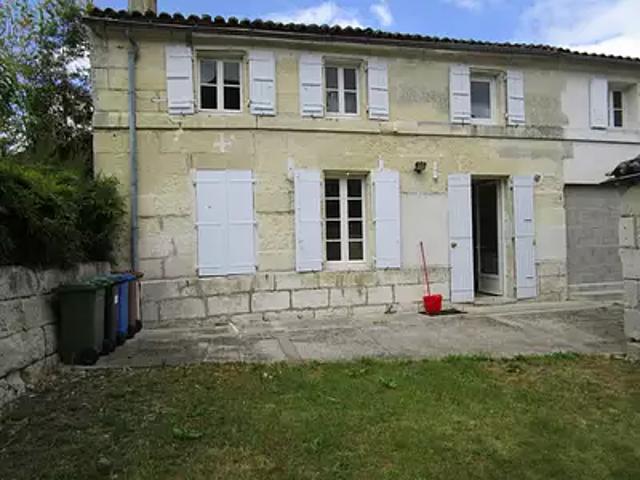 Maison vente à Saint-Vivien, Saintes