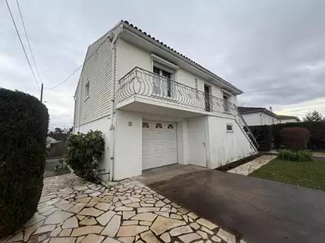 Maison vente à Saintes