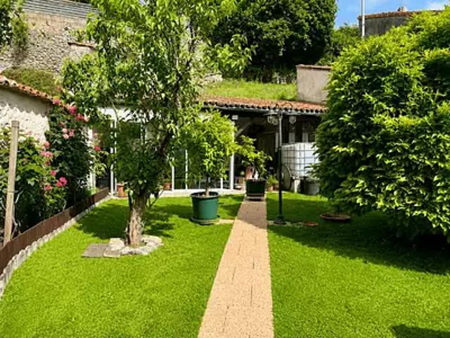 Maison vente à Saintes