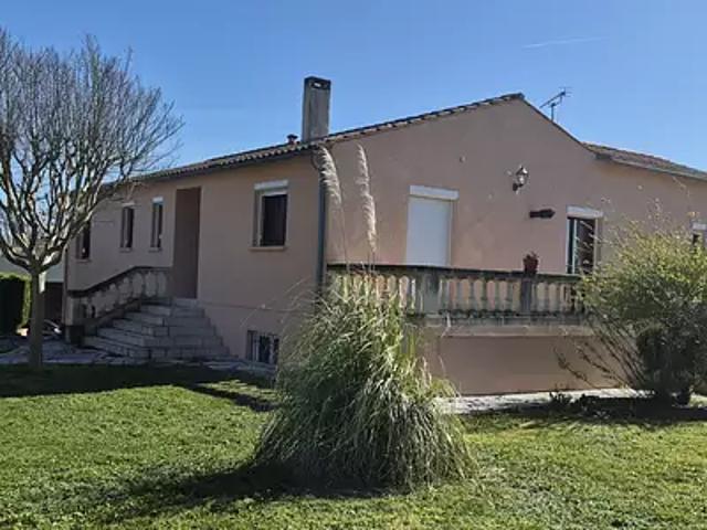Maison vente à Saintes