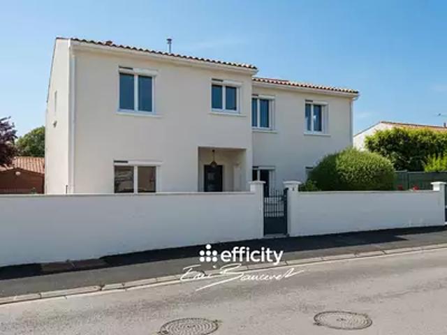 Maison vente à Saintes