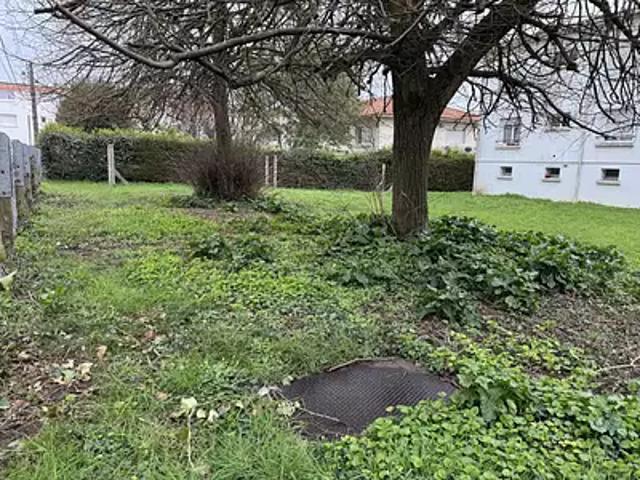 Terrain vente à Saintes