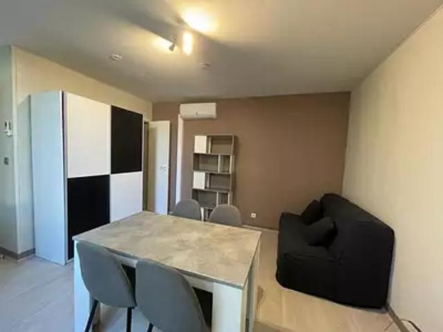 Appartement location à Saint-Vivien, Saintes