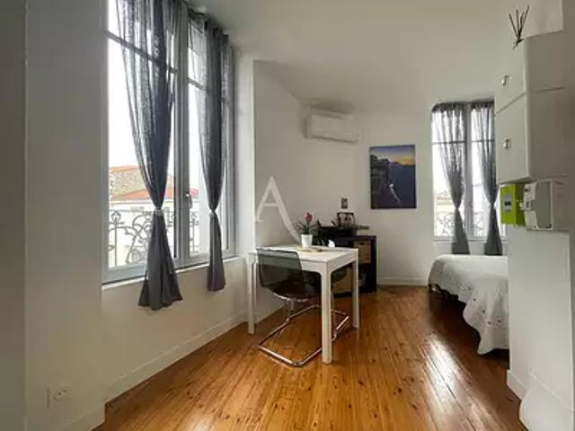 Appartement location à Saint-Vivien, Saintes