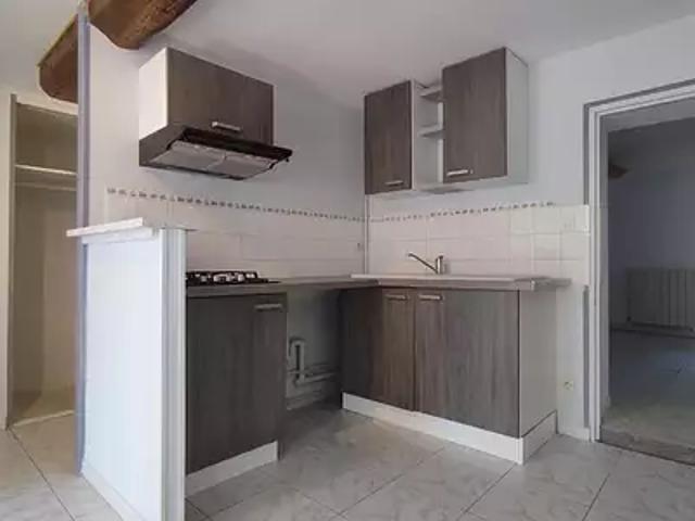 Appartement location à Saint-Vivien, Saintes