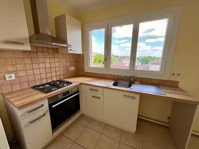 Appartement location à Saintes
